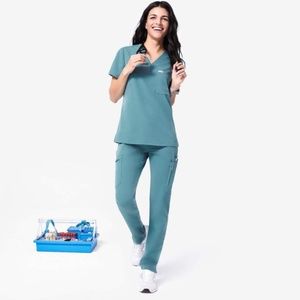 Figs Hydrogreen XS Top and S Tall Pant